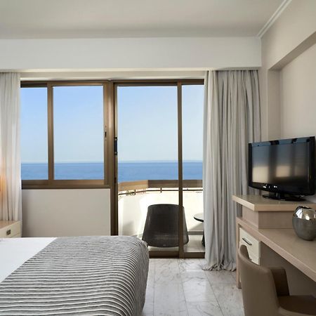Atlantica Oasis Hotel Limassol Bagian luar foto