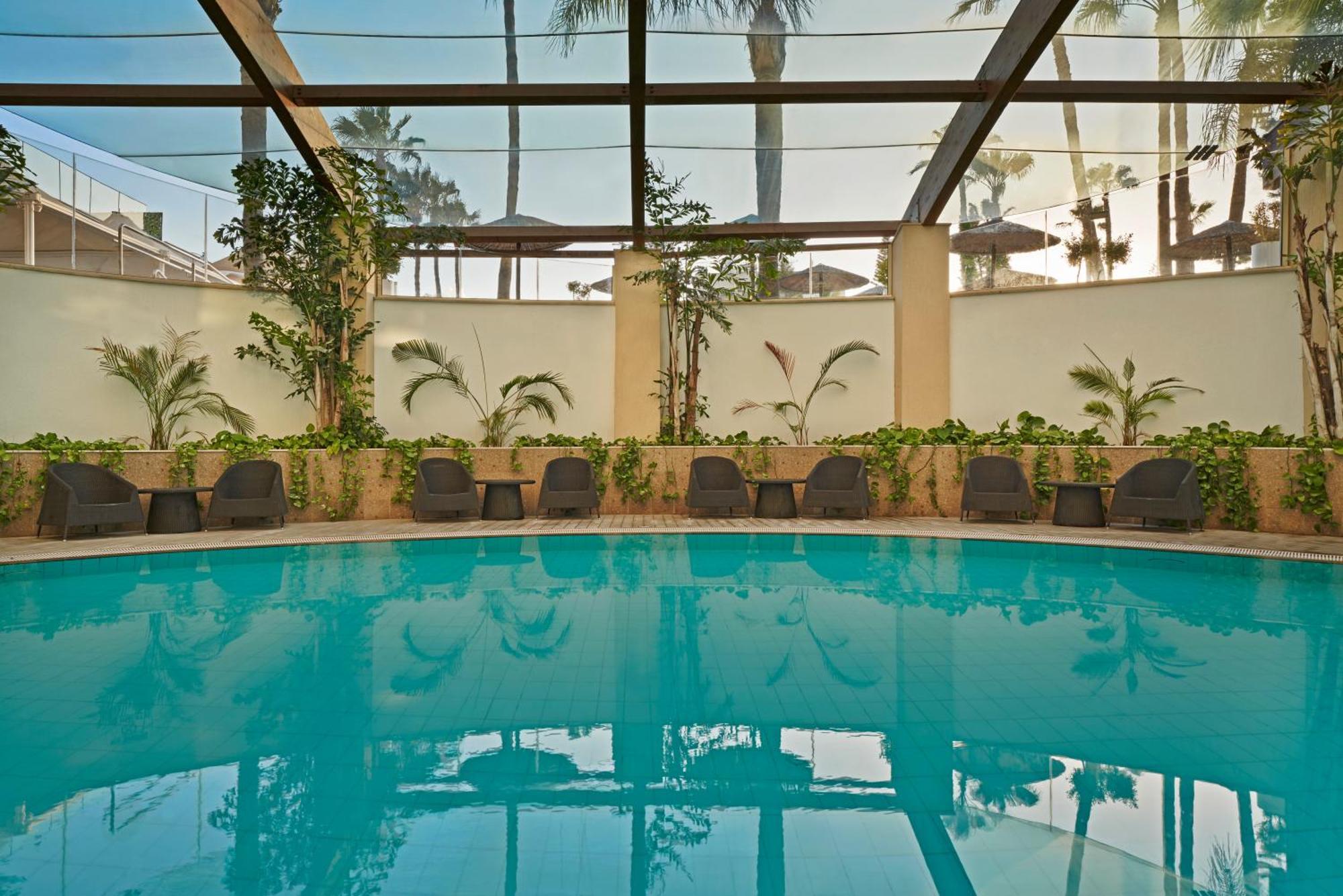 Atlantica Oasis Hotel Limassol Bagian luar foto