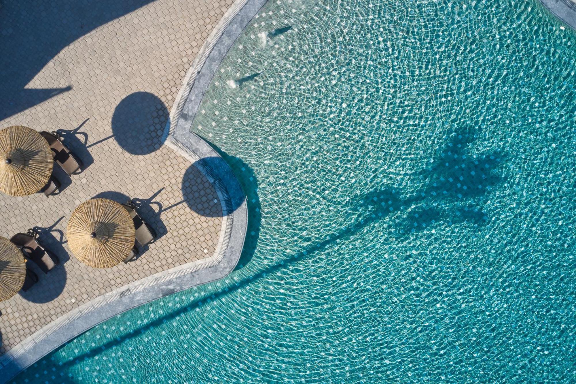 Atlantica Oasis Hotel Limassol Bagian luar foto