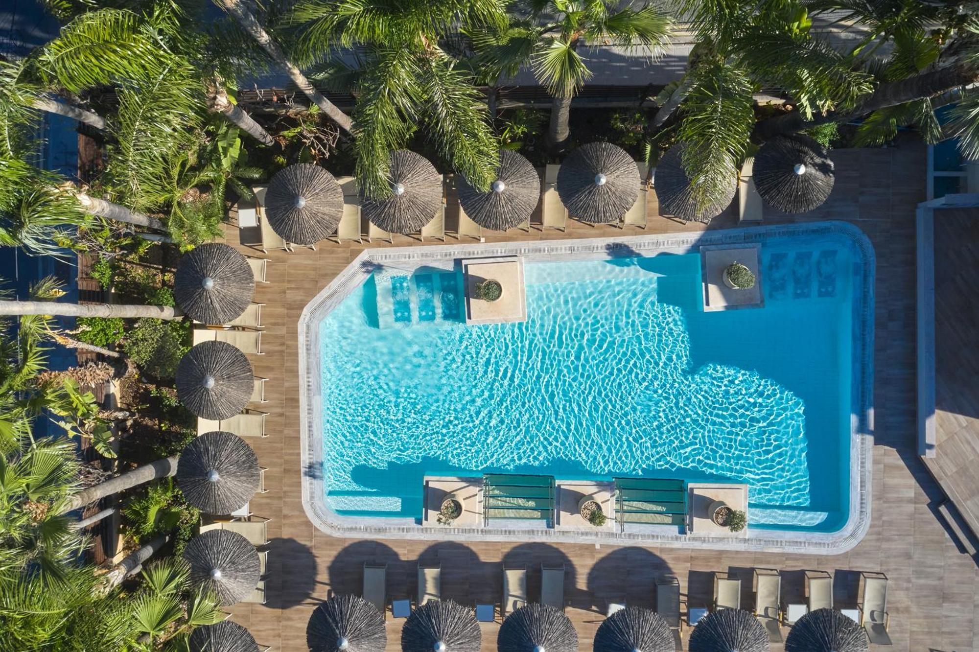 Atlantica Oasis Hotel Limassol Bagian luar foto