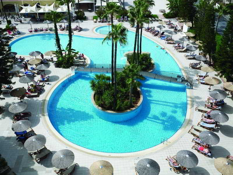 Atlantica Oasis Hotel Limassol Bagian luar foto